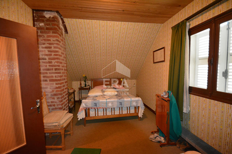 Maison - 148 m² - 8 pièces