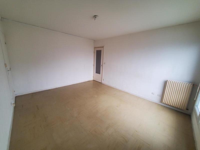 Appartement ancien - 65 m² - 3 pièces