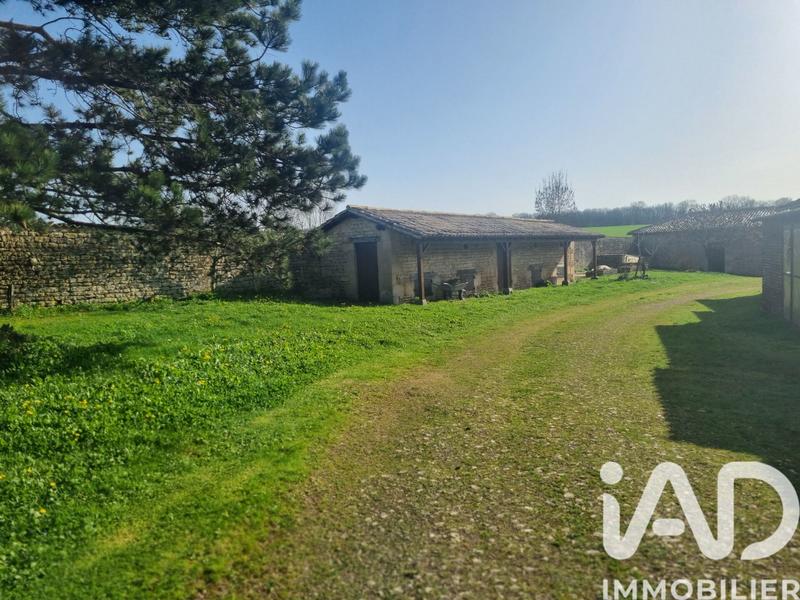 Maison - 254 m² - 6 pièces