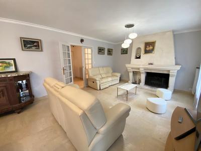 Maison - 143 m² - 5 pièces