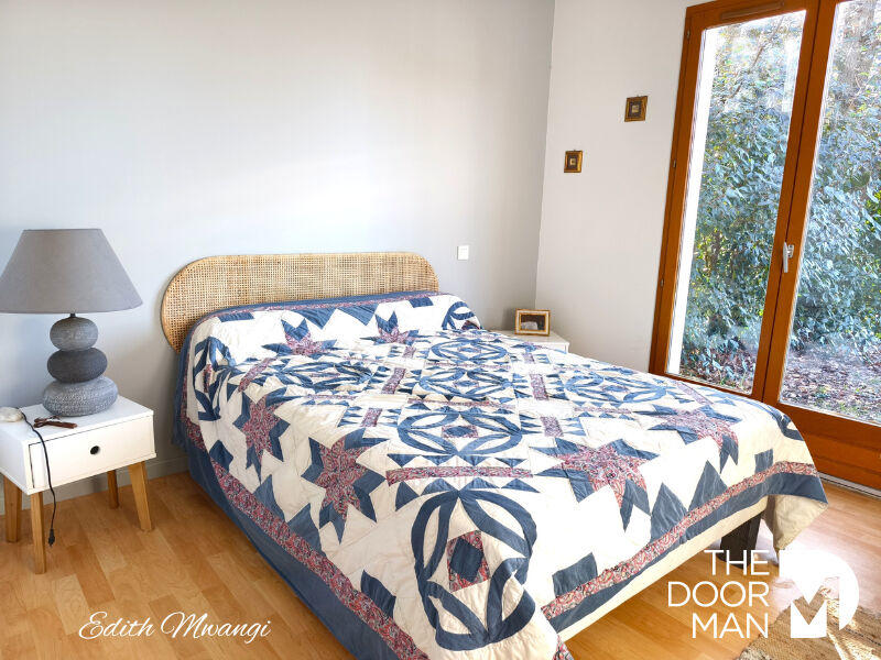 Maison - 102 m² - 5 pièces