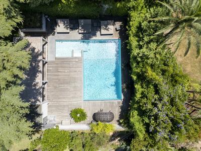 Villa - 498 m² - 15 pièces