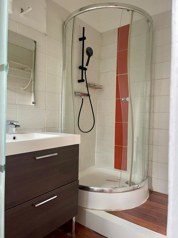 Appartement - 60 m² - 2 pièces