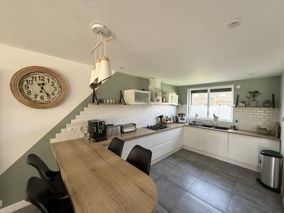 Maison - 130 m² - 4 pièces