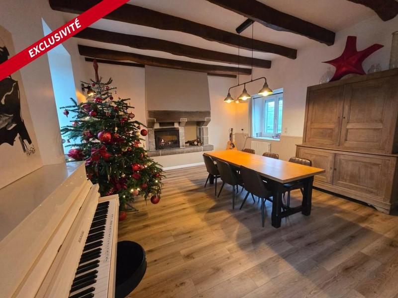 Maison - 176 m² - 8 pièces