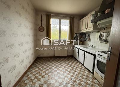 Maison - 99 m² - 4 pièces