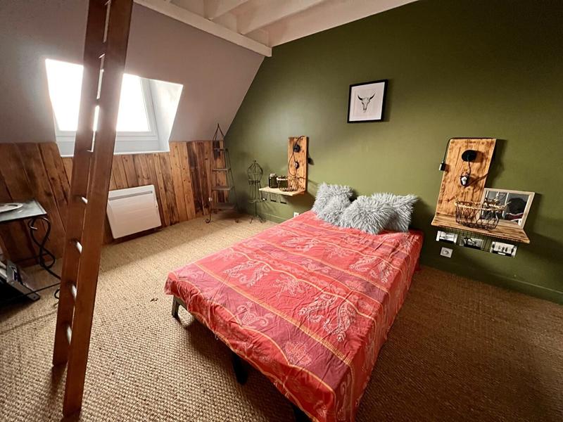 Maison - 200 m² - 4 pièces