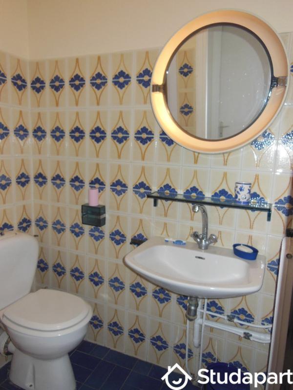 Chambre - 102 m² - 1 pièce