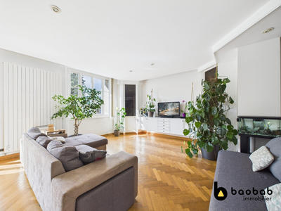 Appartement - 170 m² - 7 pièces