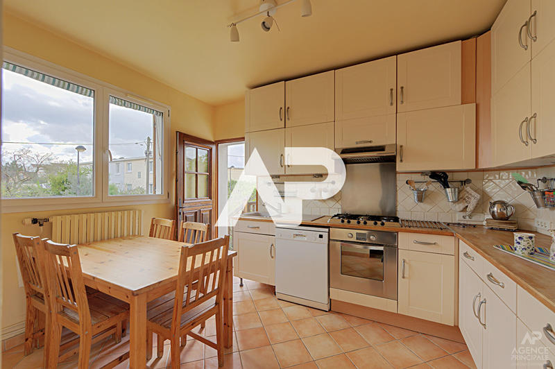 Maison - 132 m² - 7 pièces