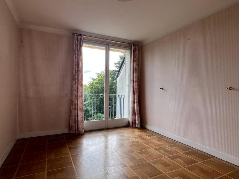 Appartement - 99 m² - 4 pièces