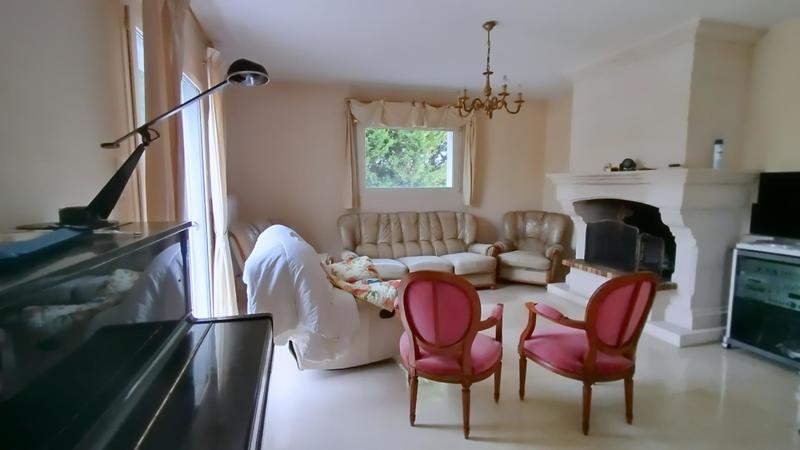 Maison - 182 m² - 6 pièces