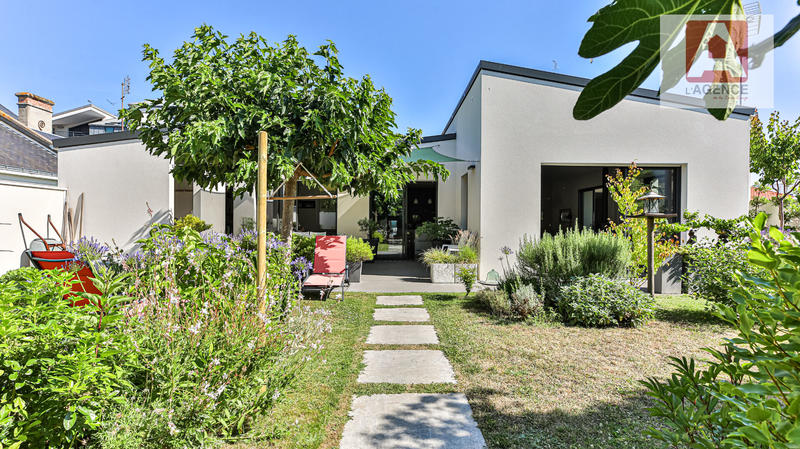 Maison - 162 m² - 5 pièces