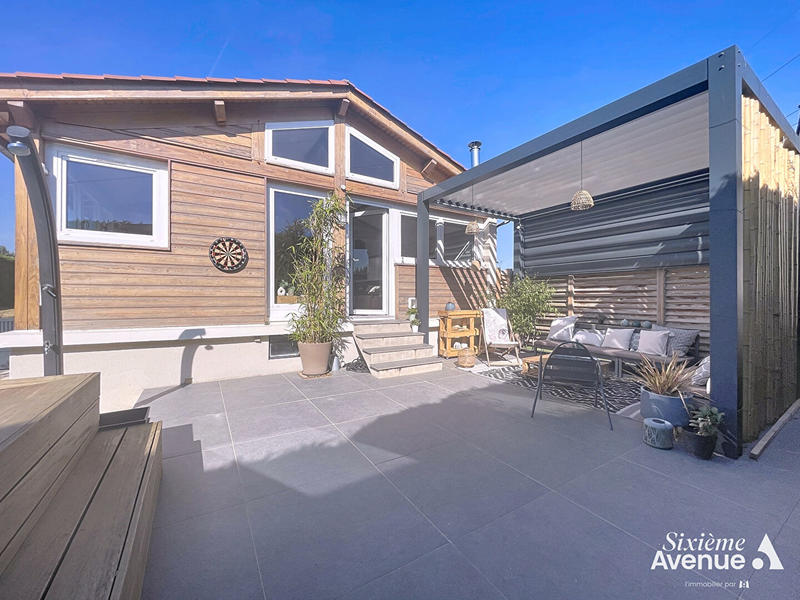 Maison - 127 m² - 5 pièces