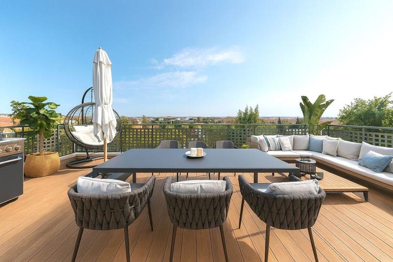 Appartement - 140 m² - 5 pièces