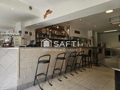 Local commercial - 112 m² - 3 pièces