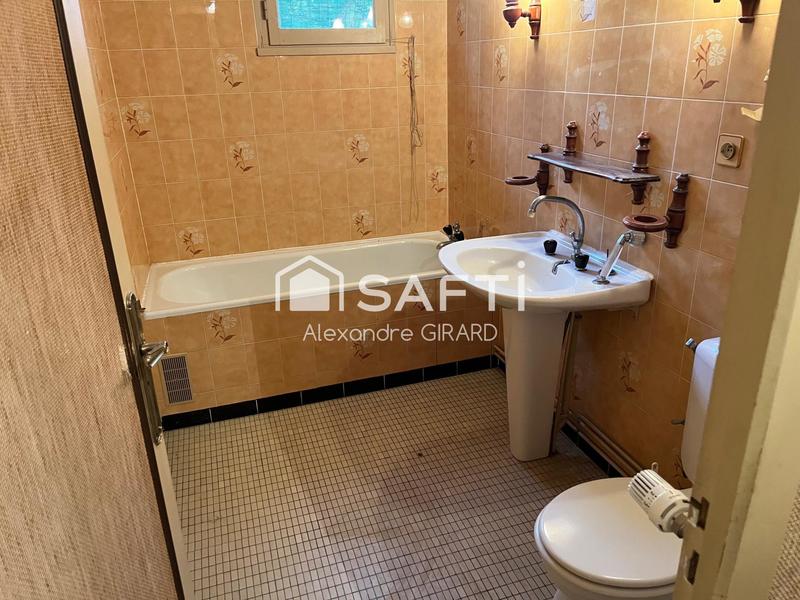 Maison - 107 m² - 6 pièces