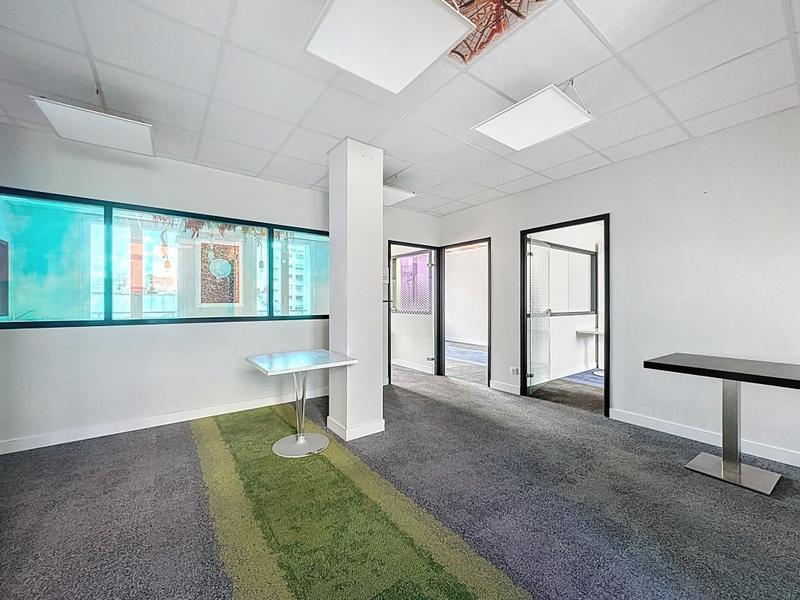 Bureau - 100 m²