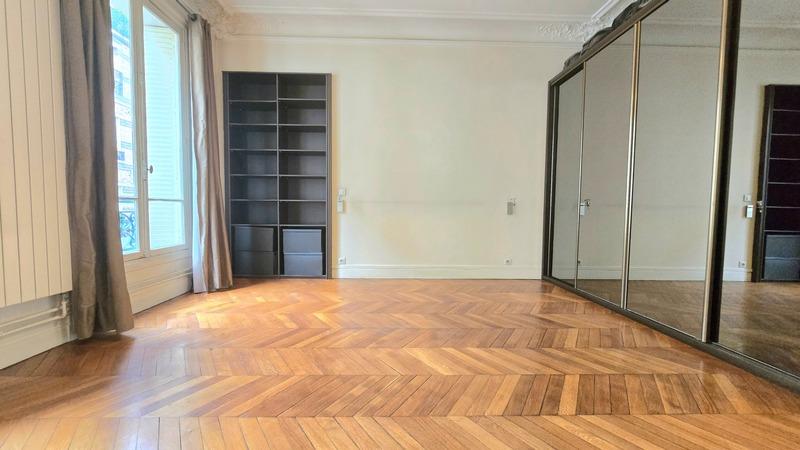 Appartement - 166 m² - 5 pièces