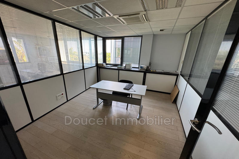 Bureau - 135 m²