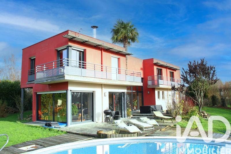 Maison de maîtres - 250 m² - 10 pièces