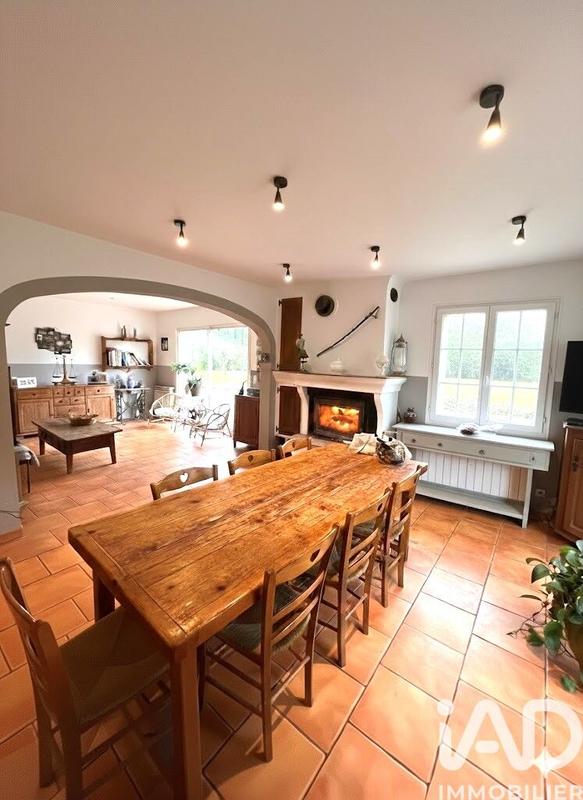 Maison - 182 m² - 7 pièces