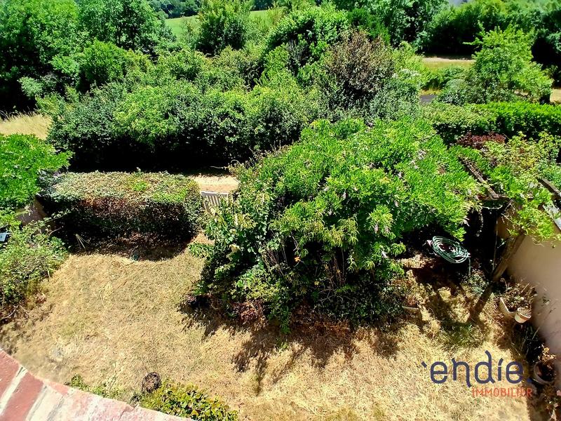 Maison - 102 m² - 4 pièces