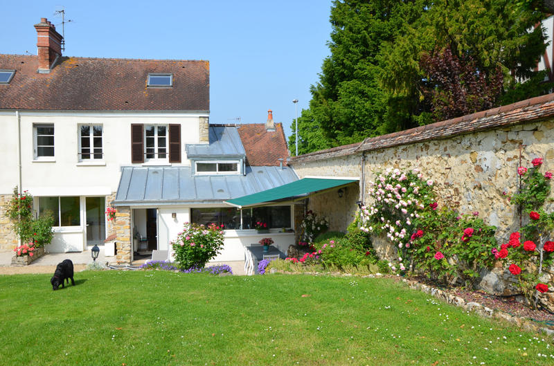 Maison - 210 m² - 7 pièces