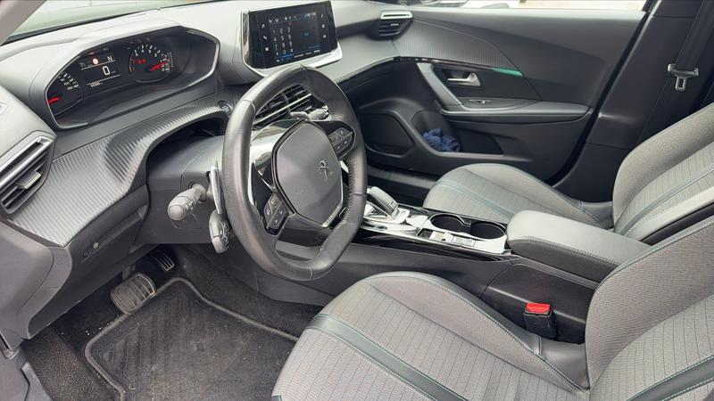Peugeot 2008 II 1.2 PureTech 130 Eat8 Allure - Automatique Entretien constructeur