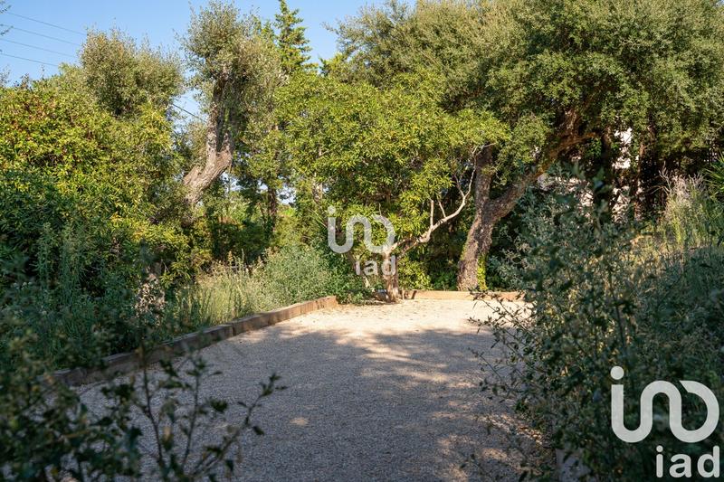 Maison - 220 m² - 6 pièces