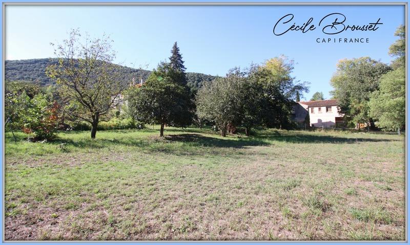 Maison - 236 m² - 13 pièces