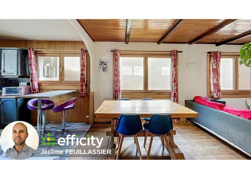 Maison - 90 m² - 4 pièces