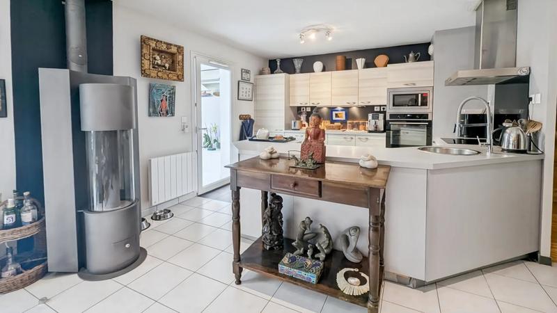 Maison - 106 m² - 5 pièces