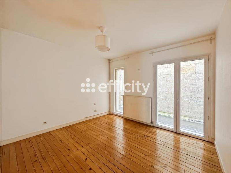 Appartement - 150 m² - 5 pièces