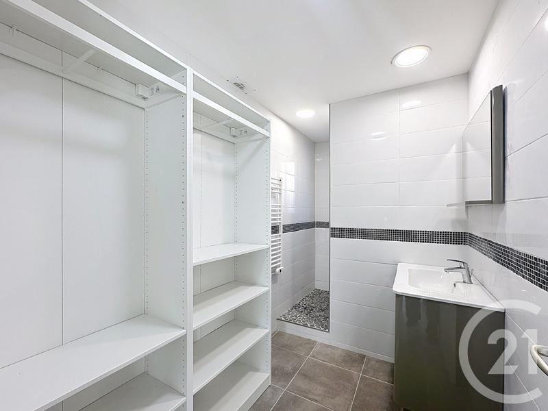 Maison - 87 m² - 5 pièces