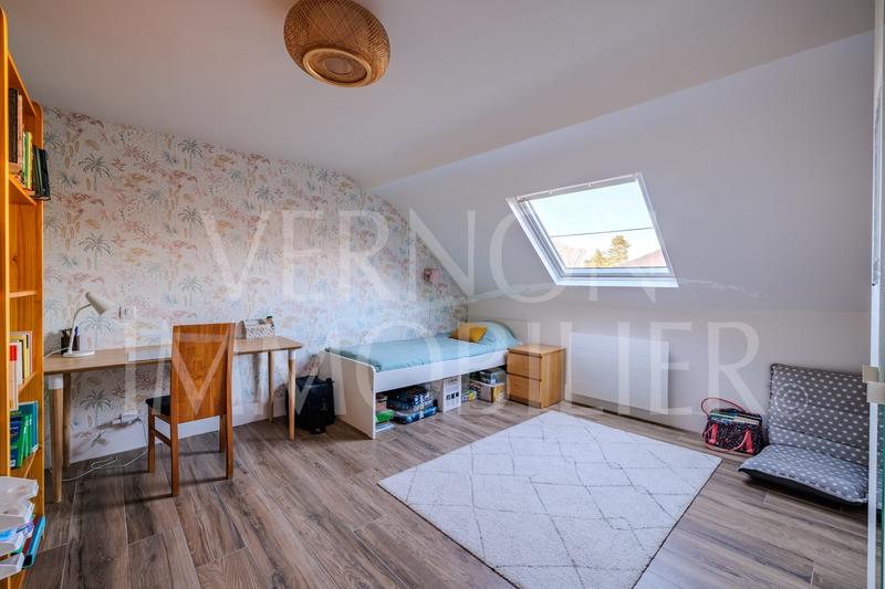 Maison - 143 m² - 7 pièces