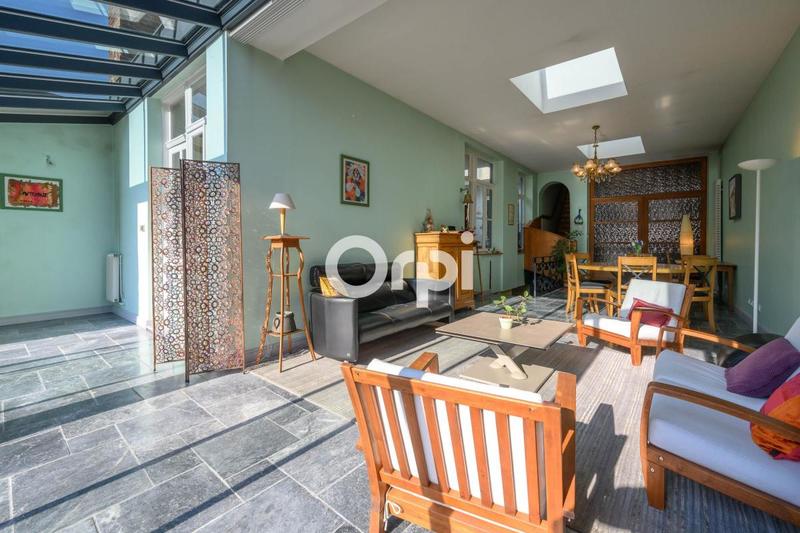 Maison bourgeoise - 320 m² - 8 pièces