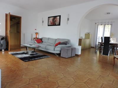 Maison - 183 m² - 8 pièces