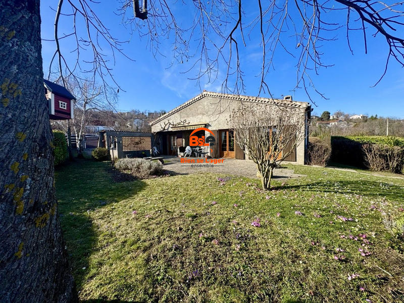 Maison - 180 m² - 7 pièces