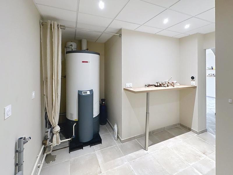 Santé - 121 m² - 6 pièces