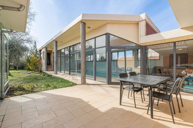 Maison - 190 m² - 7 pièces