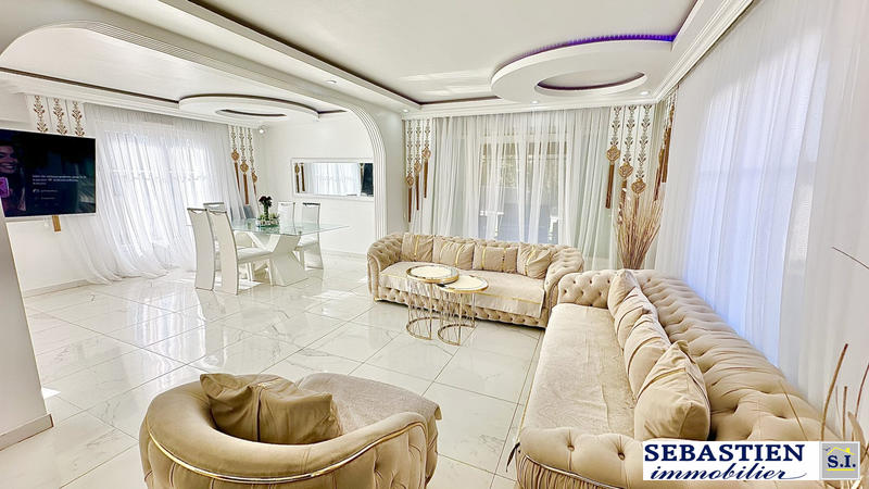 Maison - 116 m² - 6 pièces