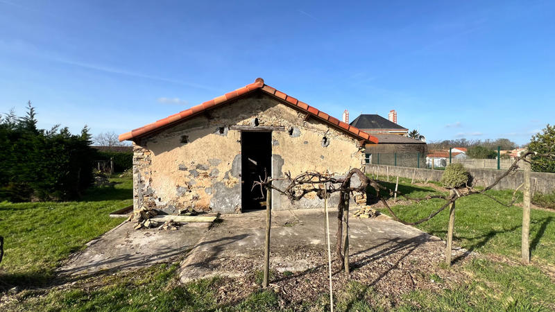 Maison - 214 m² - 3 pièces