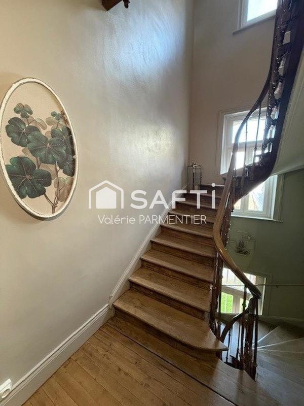 Maison de maîtres - 398 m² - 12 pièces