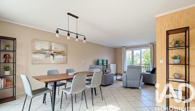 Maison - 115 m² - 6 pièces