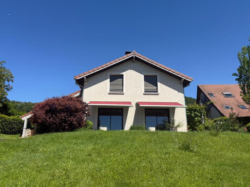 Maison - 170 m² - 5 pièces