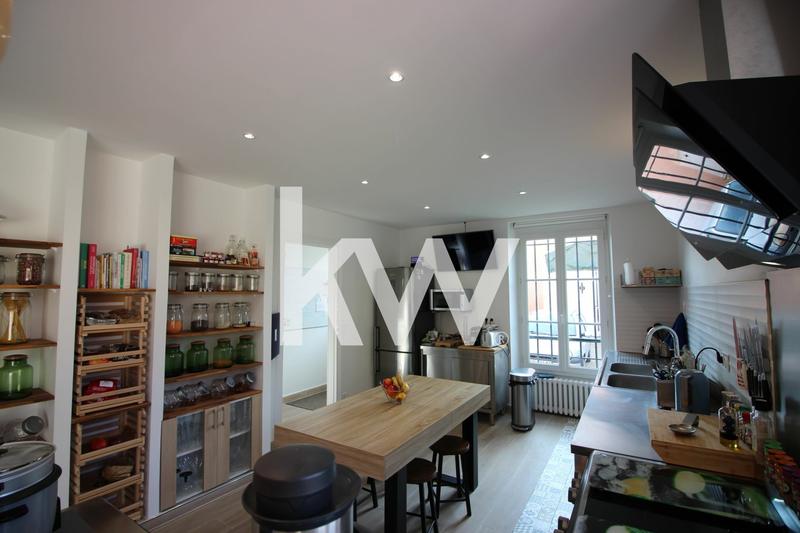 Maison ancienne - 180 m² - 6 pièces