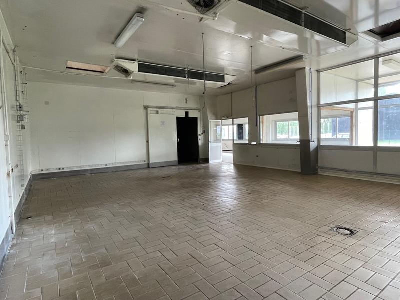 Local commercial - 700 m²