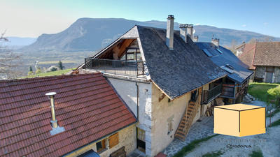 Maison ancienne - 136 m² - 8 pièces