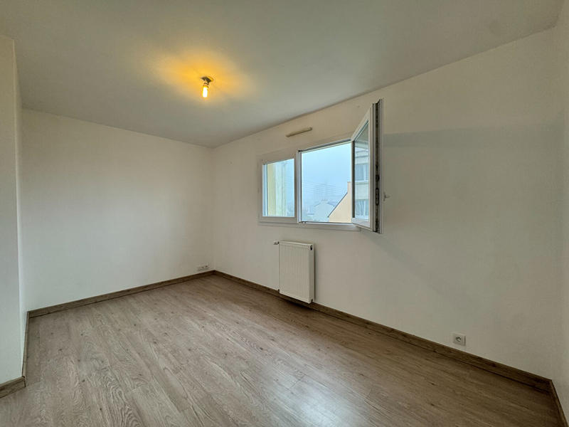 Maison - 87 m² - 5 pièces